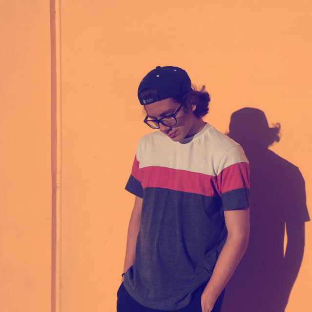 ab6761610000e5eb3ca15efba107165be22d2b48