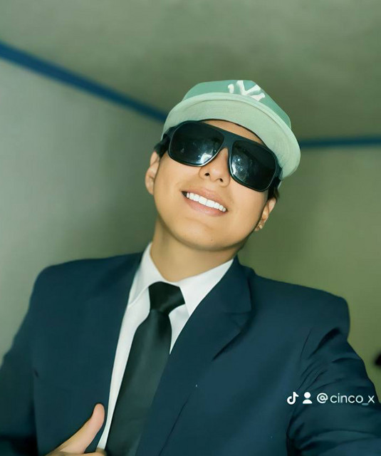 ab6761610000e5ebef3631f5aa016155d8285327